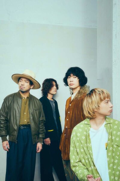 クリープハイプ コンサート チケット 「君は一人だけど 俺も一人だよって」「真っ直ぐ行ったら愛に着く」6/12 東京日本武道館