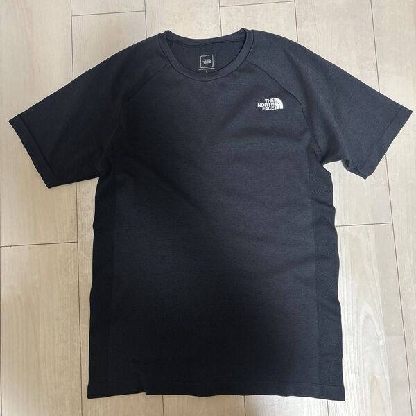 ザノースフェイス Tシャツ 美品 THE NORTH FACE 半袖 黒