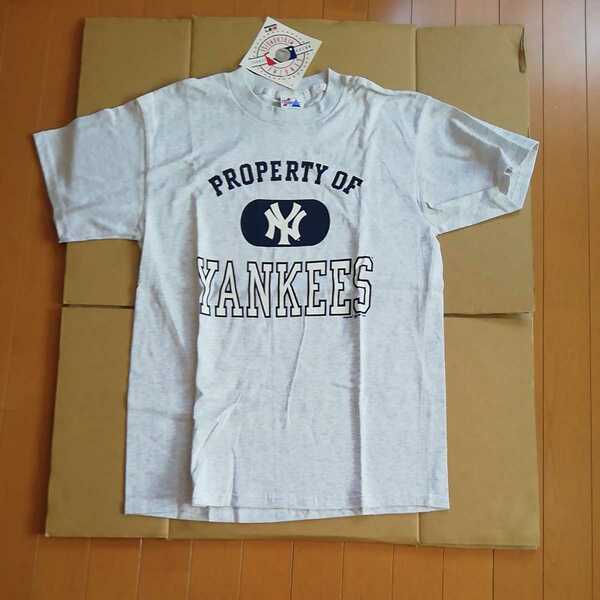 送料込み　半袖Tシャツ　ニューヨーク　ヤンキース　New York Yankees　サイズ　Ｍ
