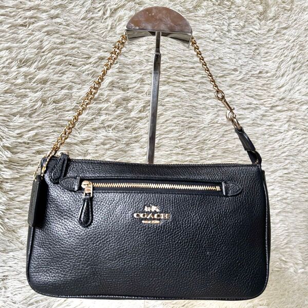 COACH コーチ アクセサリーポーチ 肩掛け チェーン メタルロゴ ハンドバッグ レザー 本革 ブラック 黒 ワンショルダー