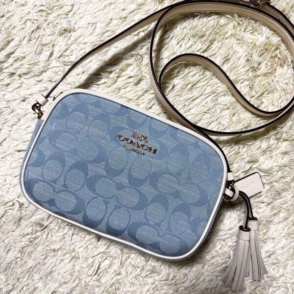 美品 COACH コーチ カメラバッグ ミニ ジェイミー デニム 斜め掛け タッセル ブルー シグネチャー メタルロゴ ショルダー