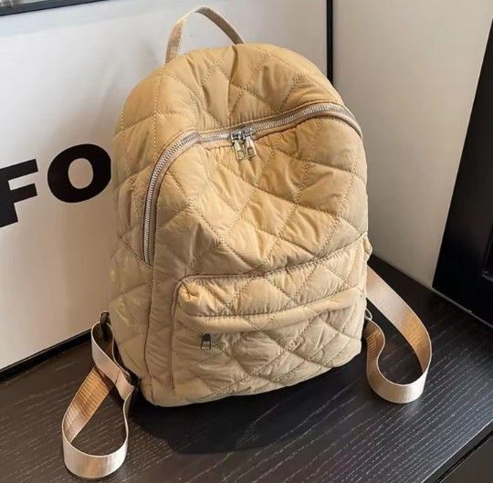 リュック ベージュ キルティング マザーズバッグ ママバッグ