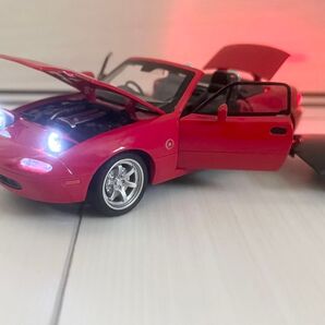 《新品》1:32 マツダ MX-5 ロードスター ミニカー