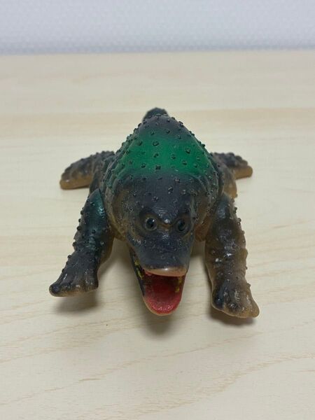 ポピー キングザウルス ガマクジラ
