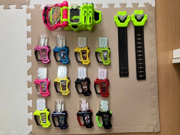 仮面ライダーエグゼイド DXゲーマドライバー+ガシャットセット