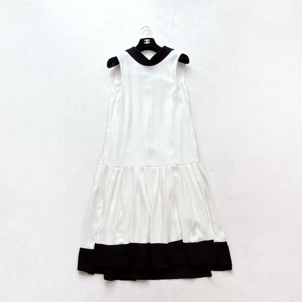 【GRACE CLASS】バイカラーラインドレス ノースリーブワンピース