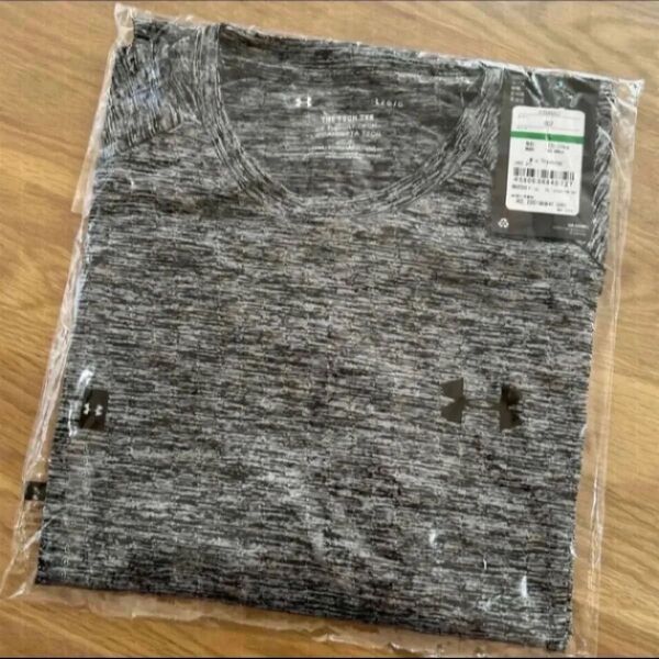 アンダーアーマー UAテック ショートスリーブTシャツ2.0 プラクティスシャツ 1358553 ブラックK Lサイズ 新品