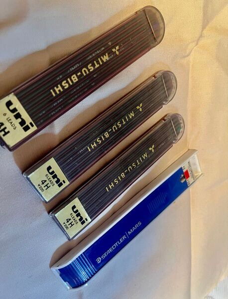 uni 三菱鉛筆 4H STAEDTLER ケース付き 鉛筆芯 製図 デザイン 絵画 デッサン 美術 お絵描き シャープ芯 建築