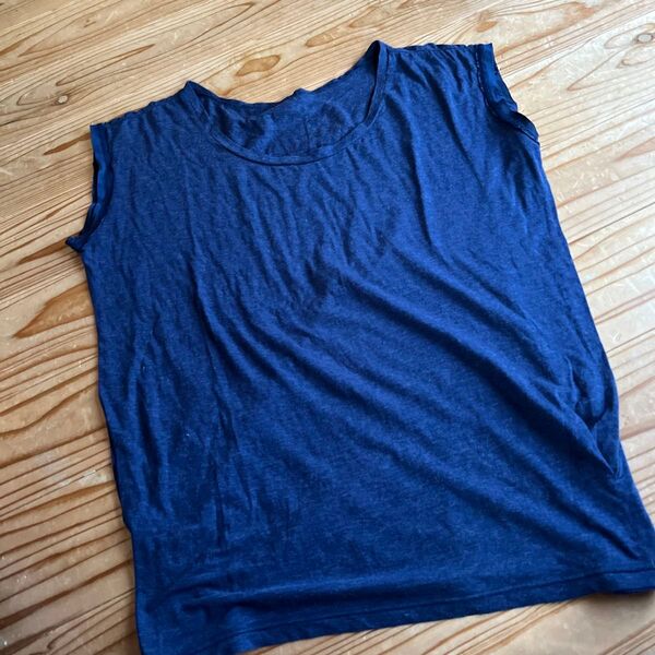 ISSEY MIYAKE me イッセイミヤケミー カットソー Tシャツ ネイビー