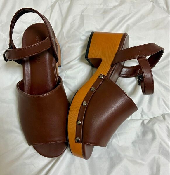 AZUL BY MOUSSY チャンキーヒール 厚底 サンダル 23.5cm