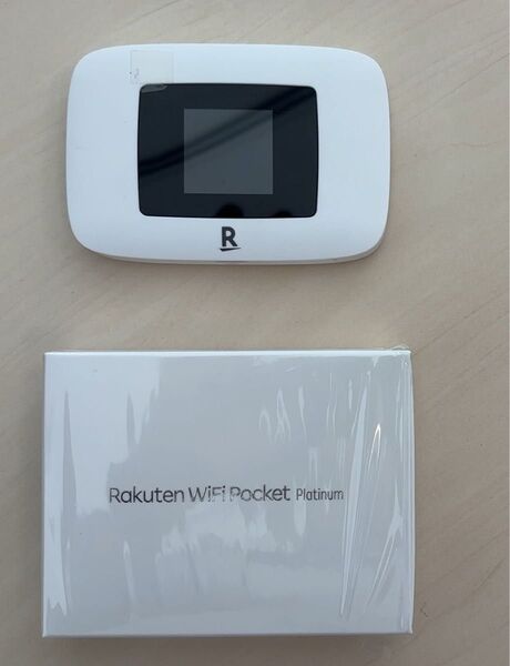 Rakuten WiFi Pocket Platinum 楽天モバイル ポケットWi-Fi ホワイト