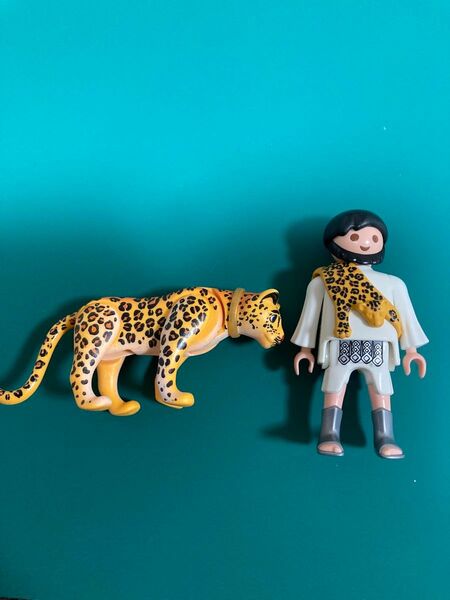 playmobil プレイモービル 毛皮の男とチーター
