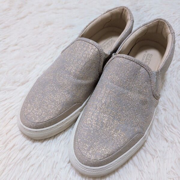 SKECHERS サイドゴア ゴールド スリッポン 24.5cm