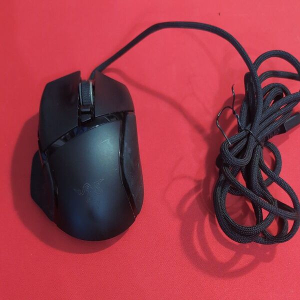 Basilisk V2 razer ゲーミングマウス