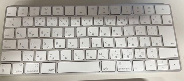 故障品アップルMacのキーボード日本語キーボード