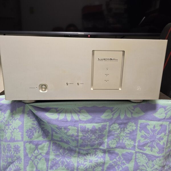 ラックスマンM600Aパワーアンプ