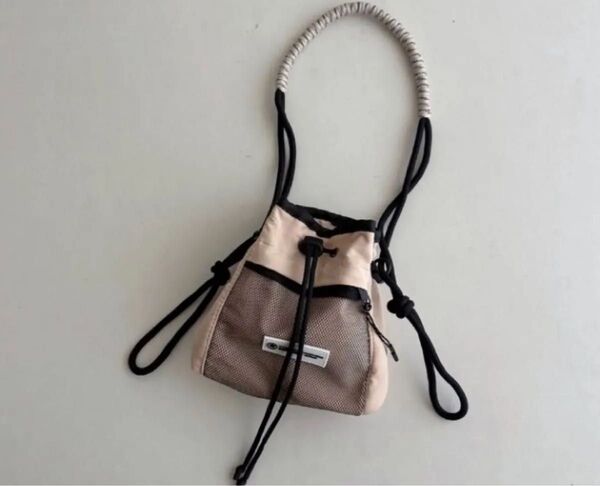 新品未使用 ショルダーバッグ バッグ アウトドア ミニバック 男女兼用 全3色 超軽量
