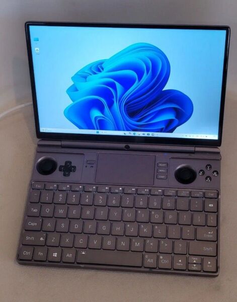 GPD WIN Max 2 2023 (7840U) 64GB/2TB + LTE