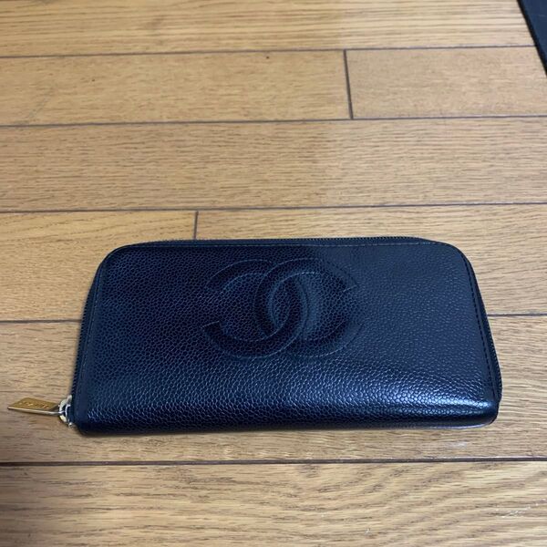 CHANEL キャビアスキン ラウンドファスナー 長財布