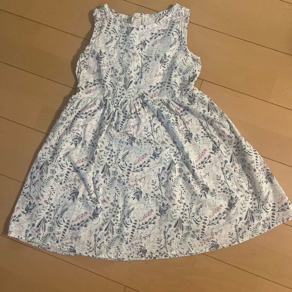 花柄ワンピース 女の子 120