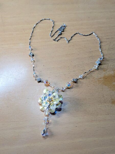 ネックレス アクセサリー ペンダント お花 ビーズ ビーズネックレス ハンドメイド