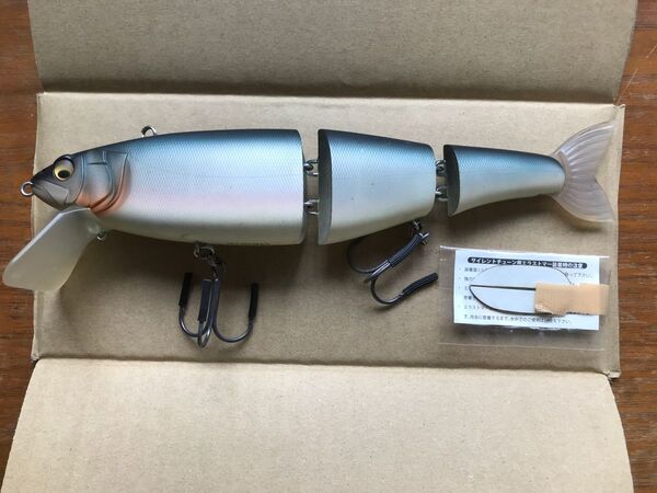 メガバス ガルダ megabass GARUDA