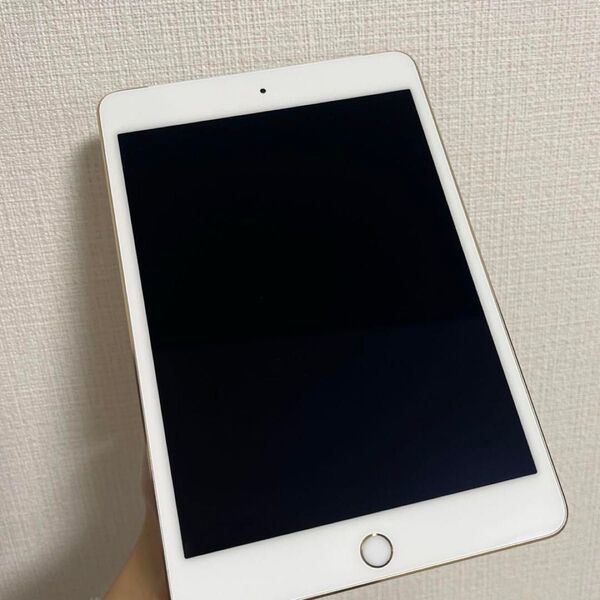 iPad mini 第4世代 16GB Wi-Fi + Cellularモデル iPad ゴールド Apple