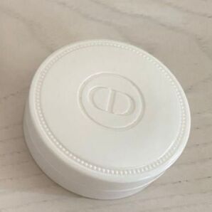 Dior クレーム アブリコ(ネイルクリーム)