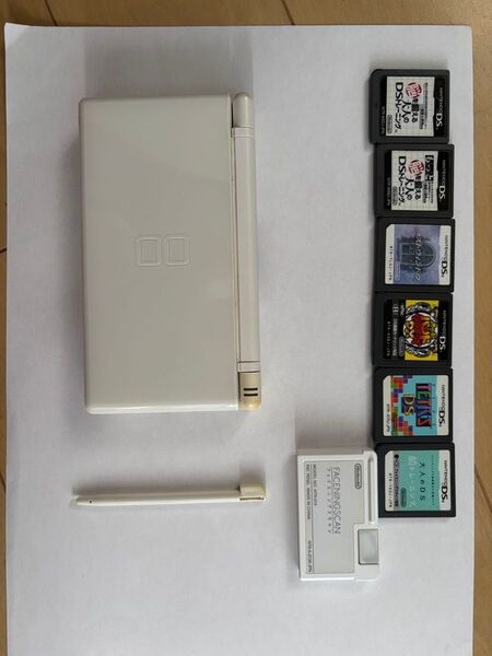 Nintendo DS Lite ホワイト本体 + ソフト6本 ラストウィンドウ含