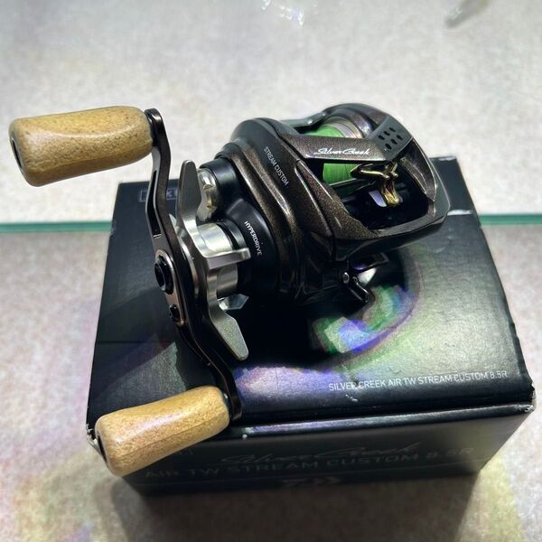 美品ダイワ 21シルバークリークエアTW ストリームカスタム SilverCreek Air tw 渓流 ベイトリール Daiwa