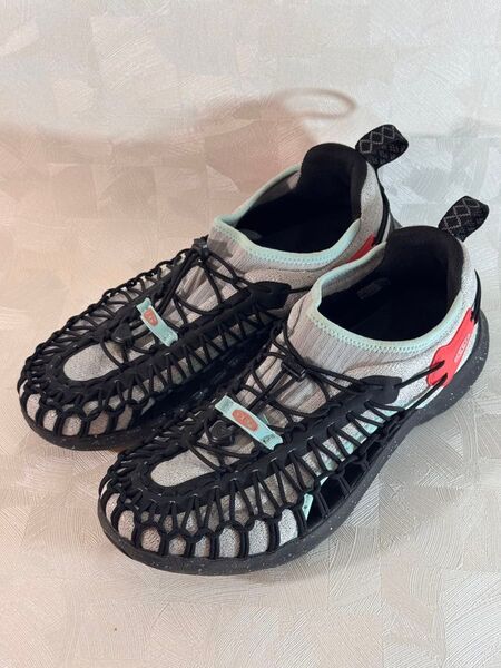 KEEN/キーン UNEEK SNK ユニーク スニーク スニーカー アウトドア 軽量 1024678 US9.5 27.5cm