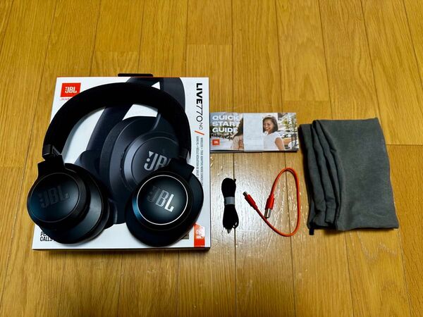 美品 JBL Live770ncワイヤレスヘッドホン ブラック ノイズキャンセリング イヤホン