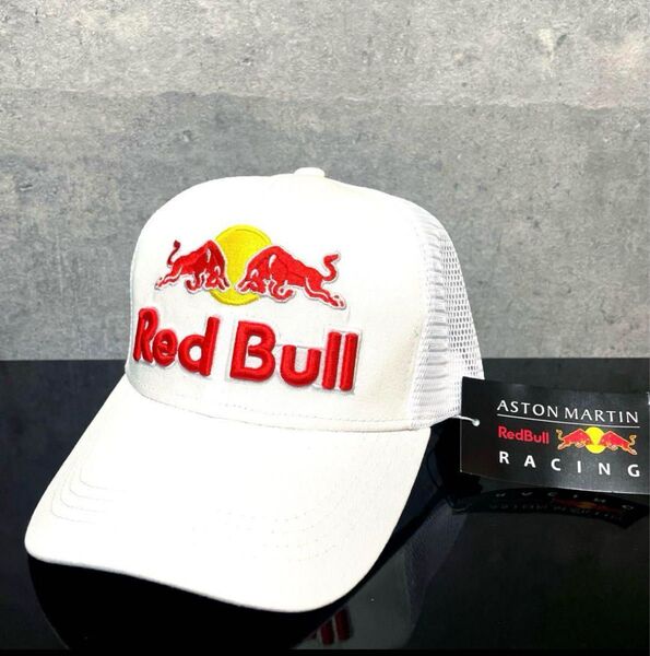 REDBULL メッシュ キャップ 帽子 スナップバック ホワイト