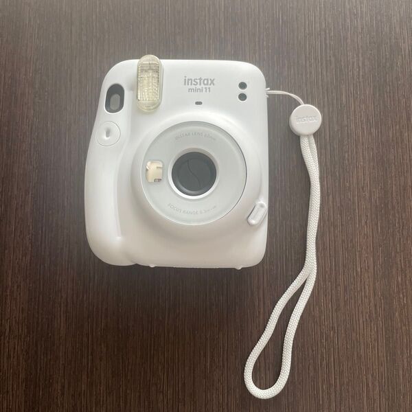 instax mini 11 本体 アイスホワイト チェキ インスタントカメラ