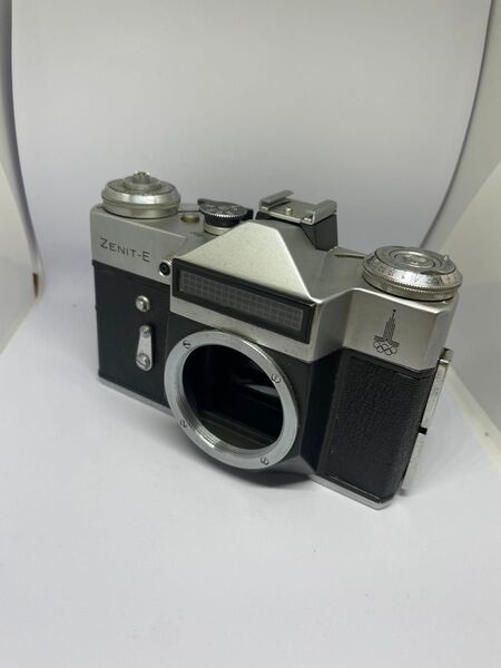 美品 Zenit E モスクワオリンピック記念 M42 マウント 35mm フィルムカメラ ソビエト製
