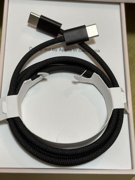 新品 Apple 純正 A2795 USB-C充電ケーブル BLACK 非売品