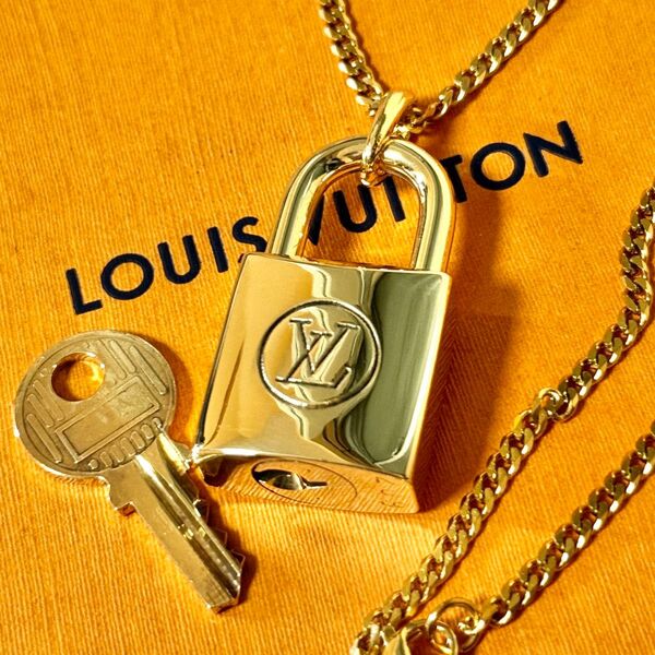 【送料無料】 ルイヴィトン パドロック カデナ 南京錠 Louis Vuitton 鍵 キー ネックレス チェーン ユニセックス