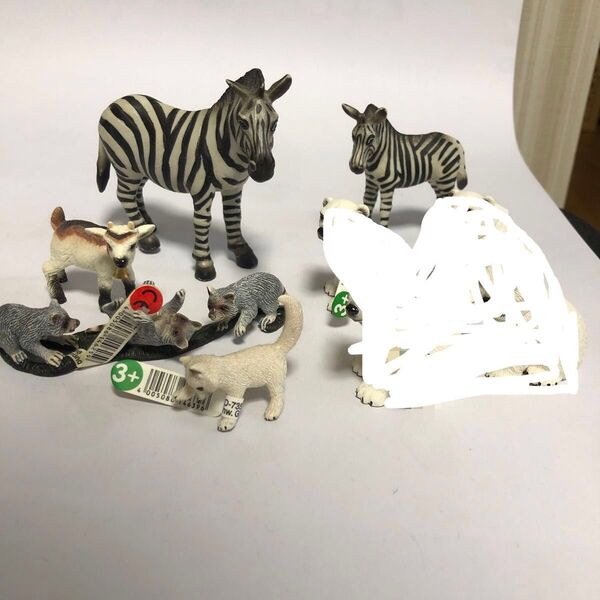 Schleich (シュライヒ) 動物フィギュア ホッキョクキツネ シマウマ アライグマ ヤギ