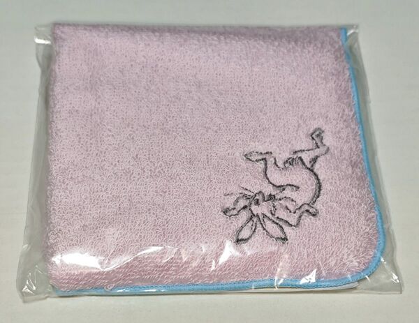【新品未開封品】 鳥獣戯画 今治タオルのタオルハンカチ うさぎ 刺繍入り ピンク 高山寺