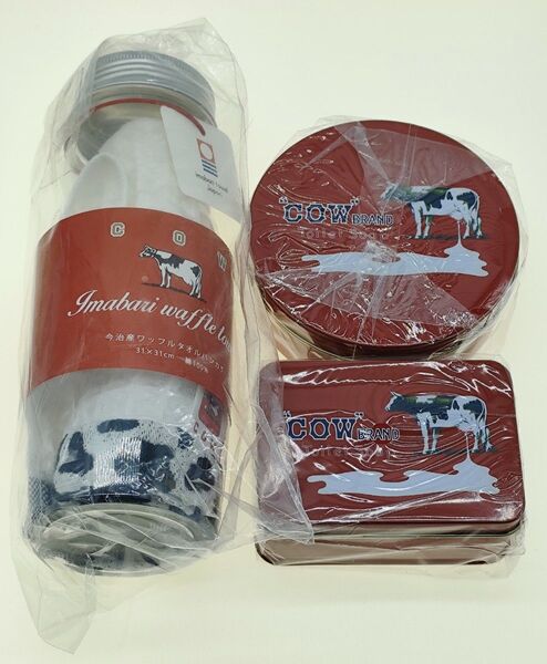【未使用】牛乳石鹸「カウブランド赤箱」のある暮らし 付録 レトロ缶 2個 セット+今治産ワッフルタオルハンカチ 3点セット