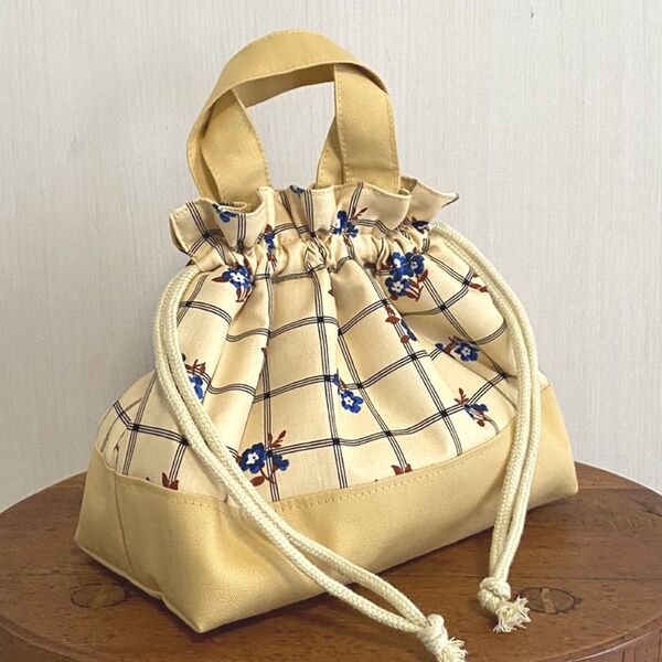 保冷お弁当袋 レトロフラワーチェック 巾着ランチバック ハンドメイド559
