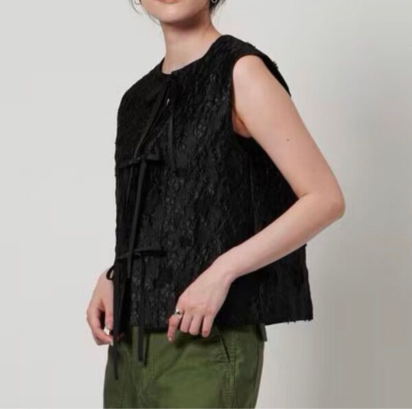 UNITED ARROWS フラワージャガード ベスト 黒 ジレ 25SS
