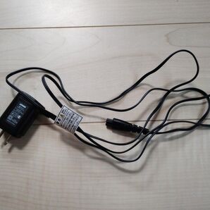 izumi シェーバー ACアダプター 充電器