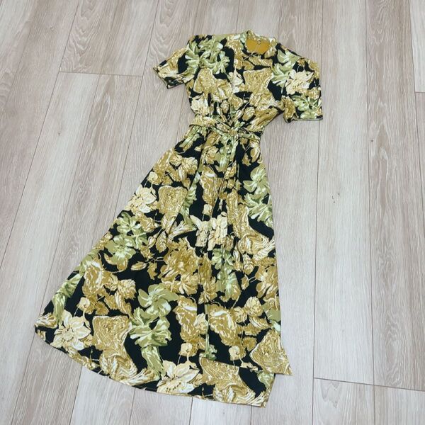 スライ 総柄 ロングワンピース カシュクール風 花柄 半袖