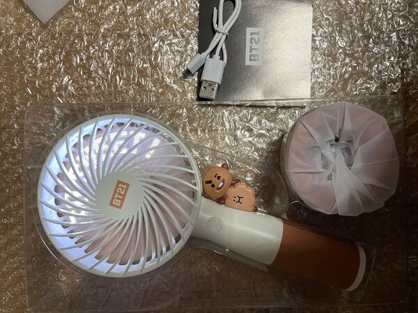 BT21 SHOOKY シュキ ユンギ FIGURE LED HANDY FAN 卓上 携帯 ハンディーファン ミニ扇風機