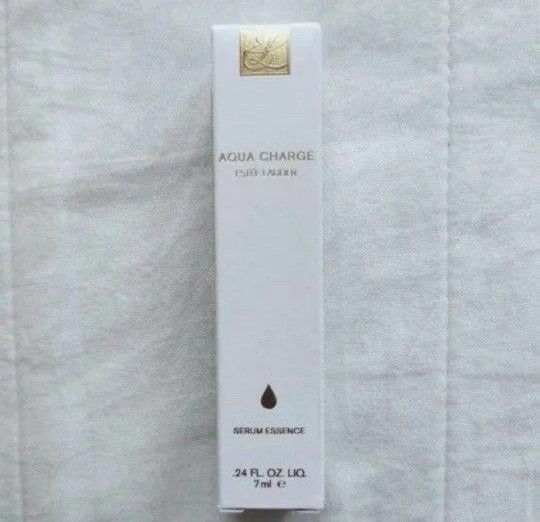 新品 7ml エスティーローダー アクアチャージ薬用セラムエッセンス 美容液
