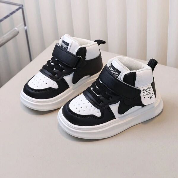 SHEIN 女の子用靴 ベビーシューズ ベビースニーカー 13cm