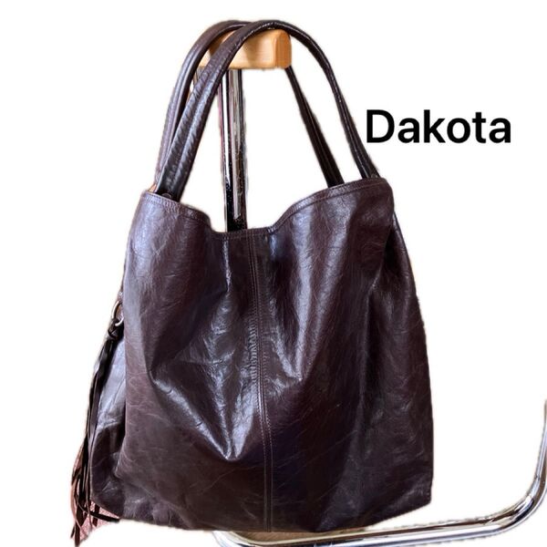 セール!Dakota レザーショルダーバッグ ブラウン
