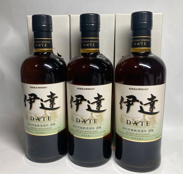 ニッカ ウイスキー 伊達 700ml 3本 箱つき