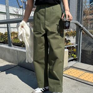 大人気商品 and Me(アンドミー) コットン ベイカーパンツ カーキ L